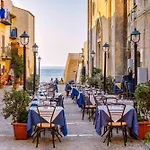 Familyholidays La Finestra Di Fronte *