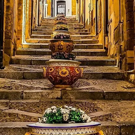 Familyholidays La Finestra Di Fronte * Cefalu