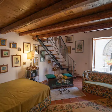 Familyholidays La Finestra Di Fronte Cefalù