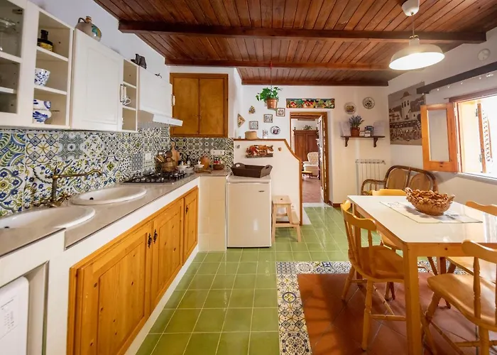 Διαμέρισμα Familyholidays La Finestra Di Fronte Cefalù